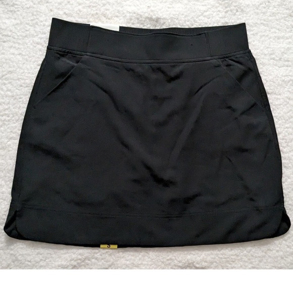 Skort - Picture 2 of 6